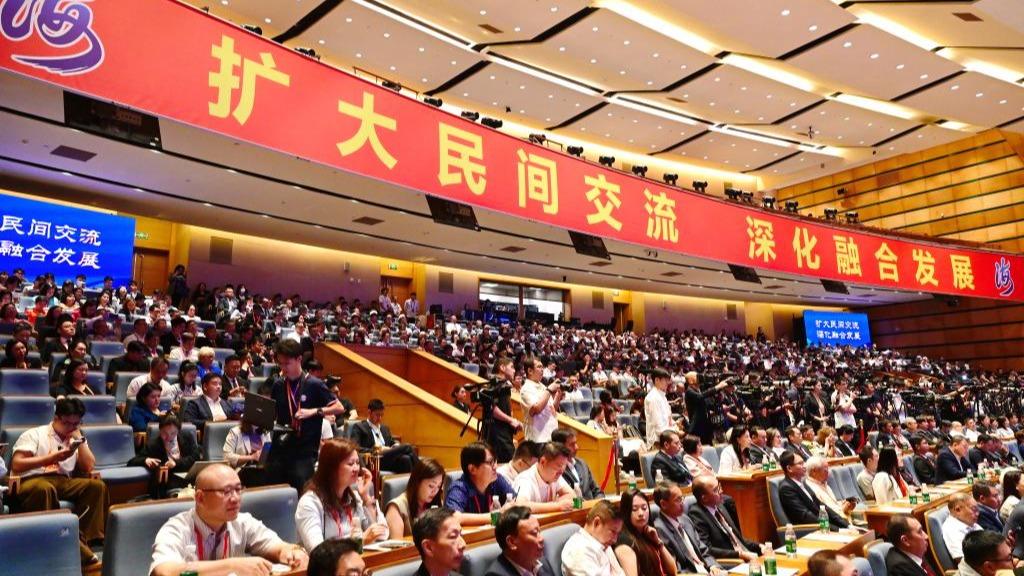 亚信多国代表走进广州产业一线 “以技会友”共探智造前沿